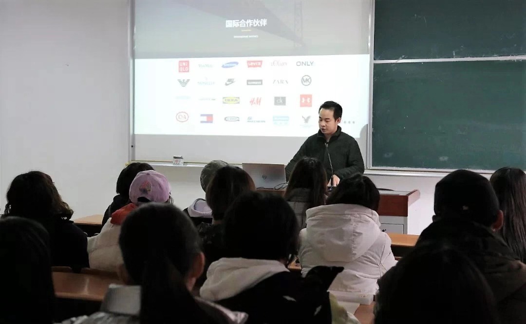 1563768116420752COVD.jpg 微信图片_20190722120020.jpg